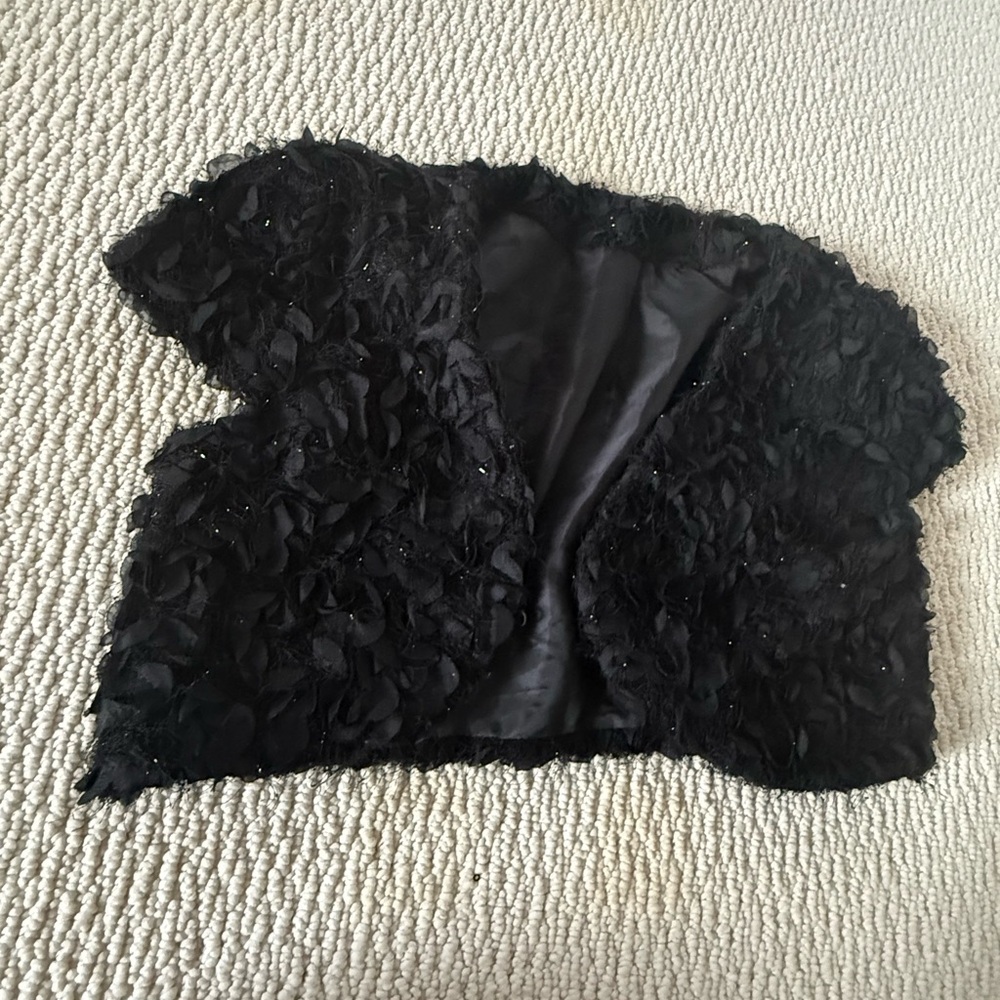 girls Black feather flower Textured Floral Bolero Jacket